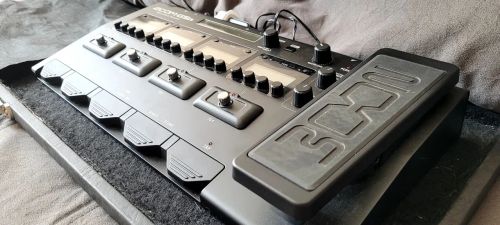 Zoom G5n Multi-Efeitos para Guitarra + Case