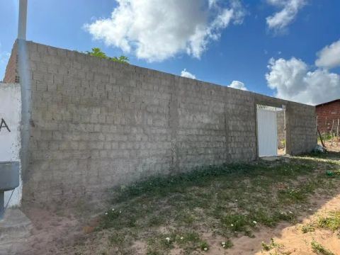 VENDE-SE terreno no portal do sol, uma das áreas de maior desenvolvimento da região. 