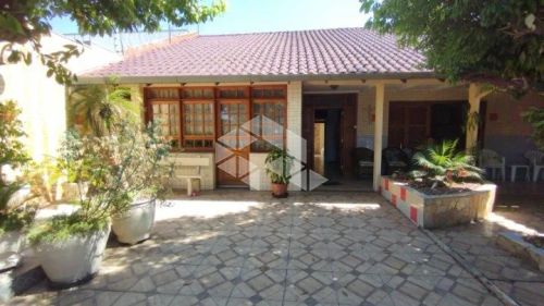 CASA AMPLA 4 DORMITÓRIOS BAIRRO SANTO INÁCIO