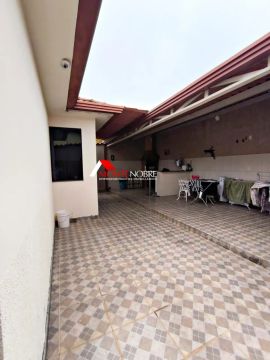 Vende casa com 3 quartos no Setor de Mansões QMS 2