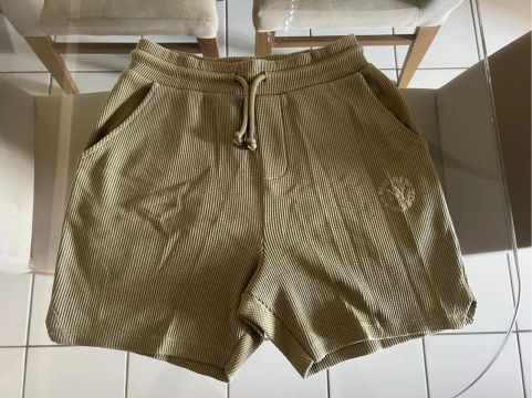 Short  Moletom Bege Zara!