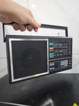 Rádio Portátil CCE RP-40 antiguidade 