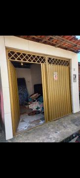 Aluga- se casa com garagem valor 600 