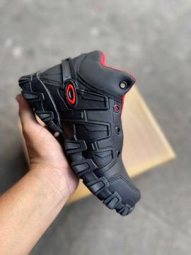 Tênis Oakley Preto