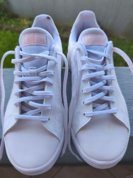 Tênis Adidas Feminino Advantage Base