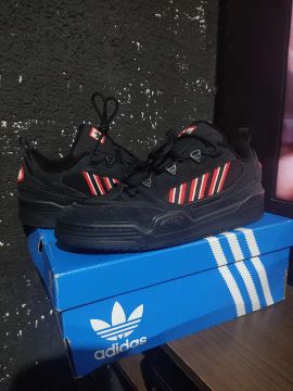 Adidas Adi2000