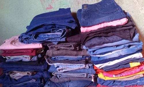 Lote roupas adulto