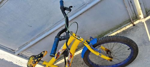 Bicicleta Infantil Hot Wheels - Aventura e Diversão!