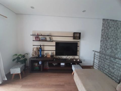 Rack com painel 