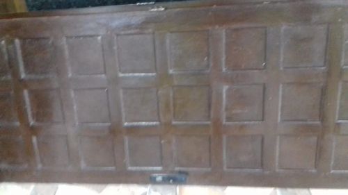 Vendo duas portas de itaúba super conservadas300reais