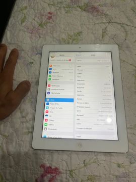 iPad 4 28GB Wi-Fi 