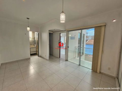 Casa no Condomínio Villa Verde II Bairro santo agostinho de esquina com 3 quartos sendo 2 