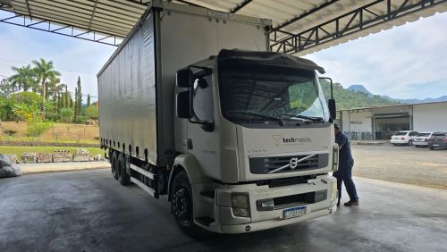 Volvo VM 270 