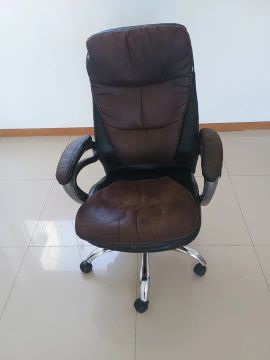 Cadeira de Escritório Giratória com Rodinhas