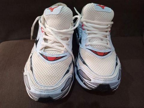 Tênis Mizuno Branco