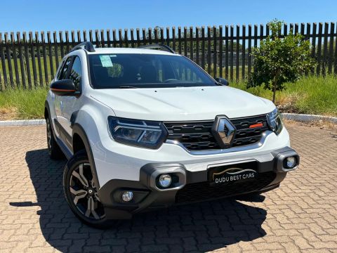 Duster Iconic Plus 1.3 TURBO CVT 2025 Top de linha + Pack Outsider 9 mil km Igual a 0km 