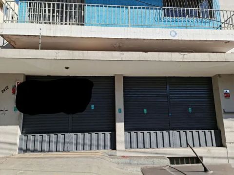 Alugo LOJA Com 600 Metros 