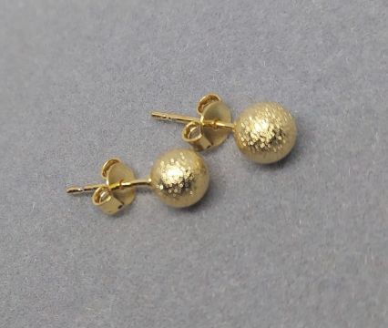 Brinco - Bolinha Texturizada banhado a ouro