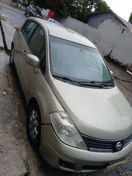 Nissan tiida 1.8 2007