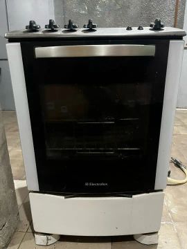 VENDO FOGÃO 4 BOCAS ELECTROLUX (USADO) DE 500 POR 400 REAIS!!!