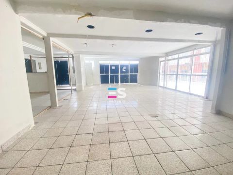 AMPLA LOJA PARA VENDA NO CENTRO DE GUARAPARI, PRÓXIMO DO CANAL