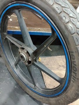 Roda de moto aro 17 dianteira para motos que tem que freio a disco dianteiro 