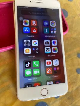iPhone 8 Plus 