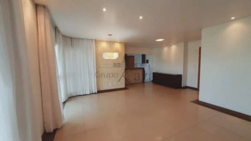 Lindo Apt 125m² - 3 drm sendo 1 suíte, 3 wcs, sacada, 2 vagas, lazer completo e excelente 