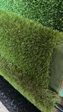 Grama Artificial para Jardim 20mm disponível 6M2