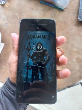 Smartphone Android - Tela grande, câmera de alta resolução