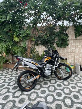 Moto XRE 300 