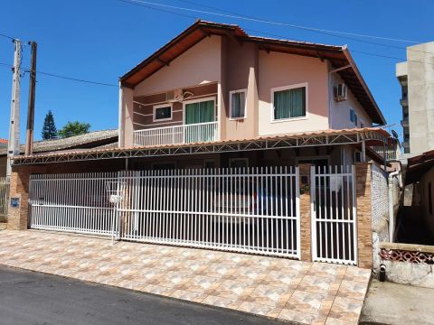 Alugo Apartamento no Bucarein