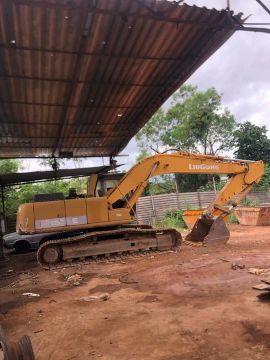 Escavadeira LiuGong 225C Unico dono