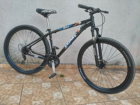 Bicicleta Caloi Zeus Aro 29 USADA com marchas freio a disco suspensão Entrego 