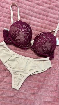 Conjunto de Lingerie Renda Bordô