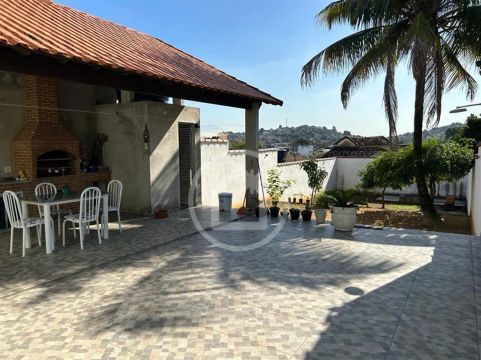 Casa de Condomínio à venda com 388,00m² e 4 quartos em Anchieta, Rio de Janeiro - rj