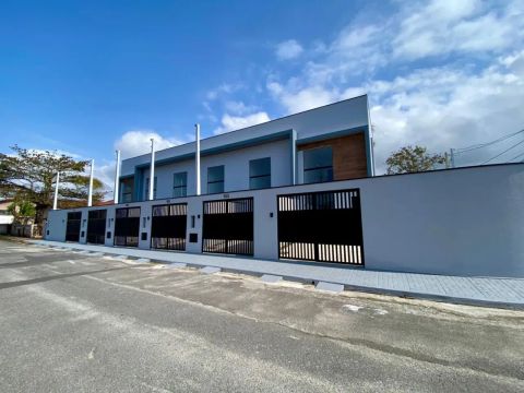 belissimo imovel 1 dormitorio a 700 metros do mar em peruibe