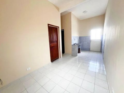 Apto de fino acabamento com 2 quartos no parque Dez
