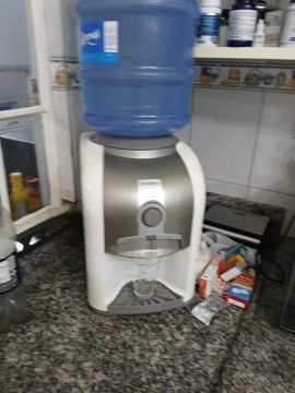 Bebedouro gelaqua de compressor gela Muitooo