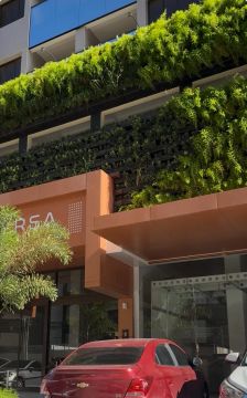 Loja comercial disponível para locação, na Ponta Verde