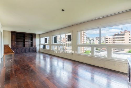 TRÊS DORMITÓRIOS COM SUÍTE E 02 VAGAS