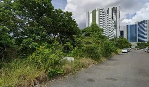 Lote/Terreno para venda com 4210m² em Patamares - Paralela, Salvador - BA
