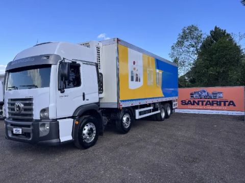 VW 24.280 8X2 2018 Teto Alto Automático Completo Bitruck Com Baú Frigorífico Gancheiro
