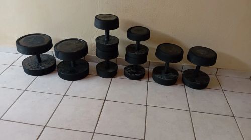 Kit de Halteres feitos cimento - (CONCRETO) REVESTIDOS EM EVA