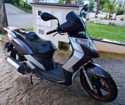 Scooter Cyclass 200i - Impecável!
