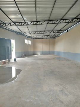 Alugo salão comercial com 260 m²
