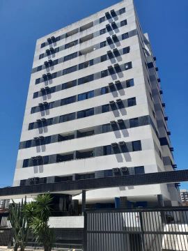Ponta verde, 3 quartos sendo 2 suítes 