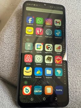 Vendo um celular tecno kg5k e dual câmera 