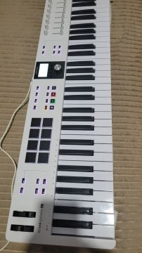 Teclado Arturia Keylab Essential 61 mk3 