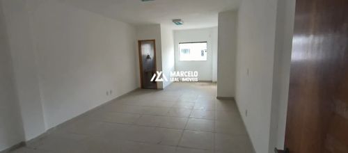 Alugo salas comerciais com sanitário privativo em região central a poucos metros